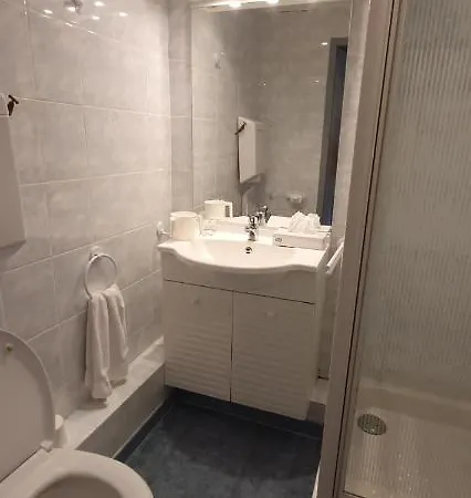 Hotel La Belle Aurore 4*